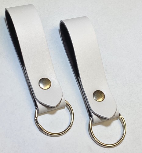 Leather Key ring / Key fob Pure White with plum lining designer - Picture 4 of 5