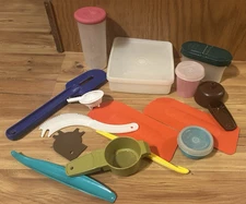 Tupperware Kitchen Utensils Tools Gadgets & More Lot Of 15 Vintage