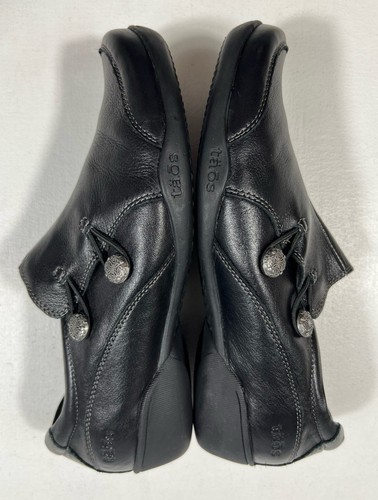TAOS Encore Womens 8 Black Leather Comfort Slip-On Loafers Button Detail EUC - Picture 6 of 9