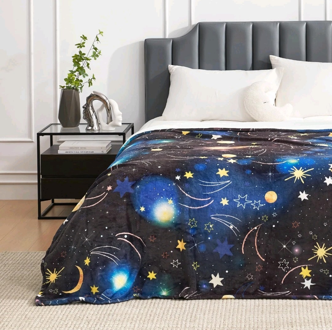 Cozy Bliss Starry Sky Printed Throw Blanket 90&rdquo;x90 New. Gift Pack