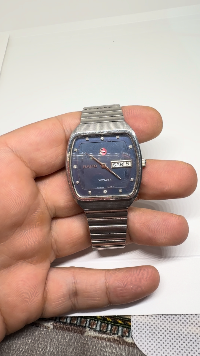 Vintage Rado Voyager Automatic Blue Day Date Watch 636.3262.4.8