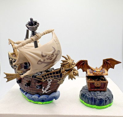 Skylanders Spyro's Adventure Pirate Seas Adventure Pack - 2pc. ship & chest only