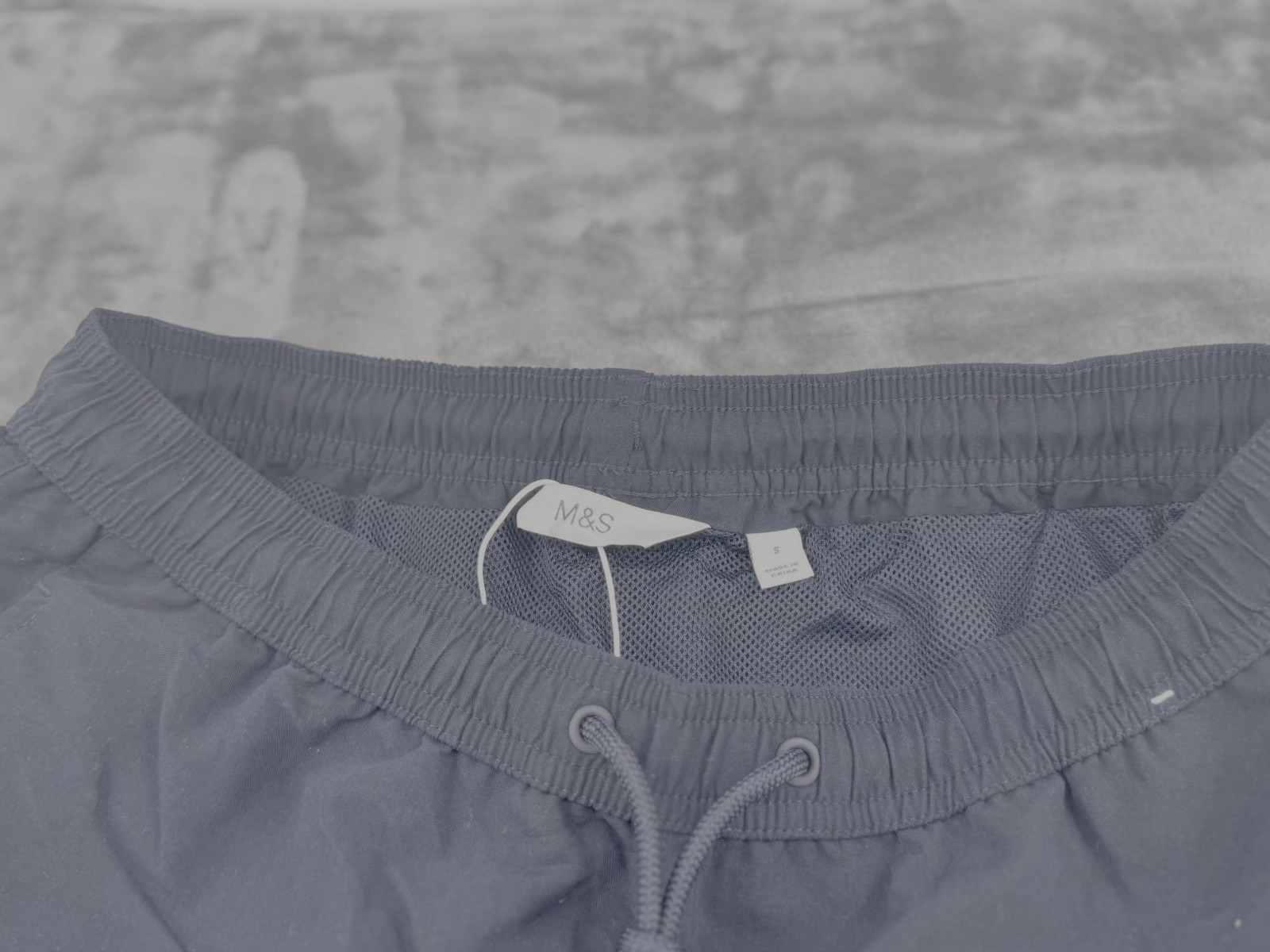 M&S Mens Navy Swim Shorts Size Small Quick Dry Mesh Lined Drawstring Beach Trunk image 2