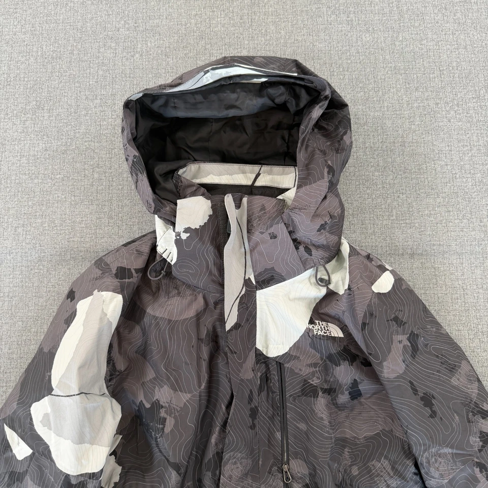 Jaqueta North Face Garner Triclimate 3 em 1 feminina cinza média isolada esqui neve - Imagem 4 de 4