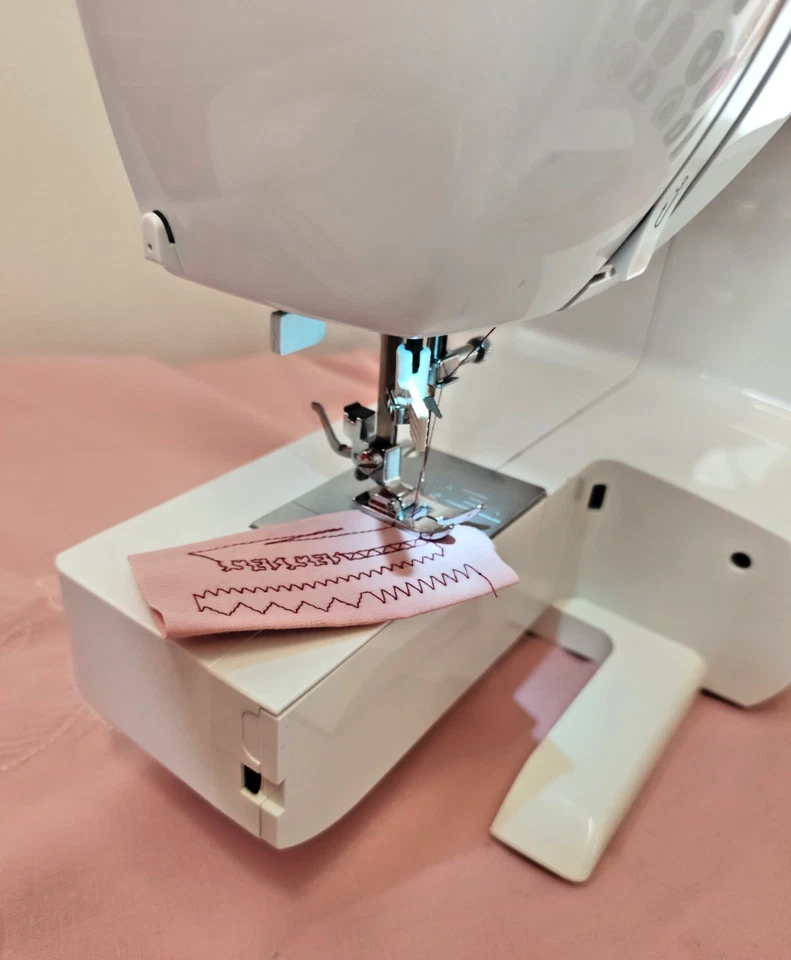 SINGER Nähmaschine , Brillance mit Nadeleinfädler - Bild 3 von 4