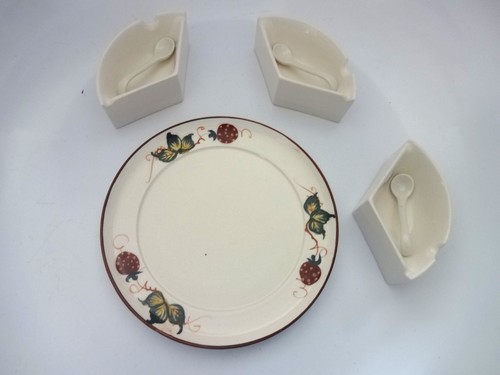 VINTAGE CERAMIC THREE SECTION CONDIMENT DISH/BOWL WITH SERVING SPOONS - Picture 2 of 3