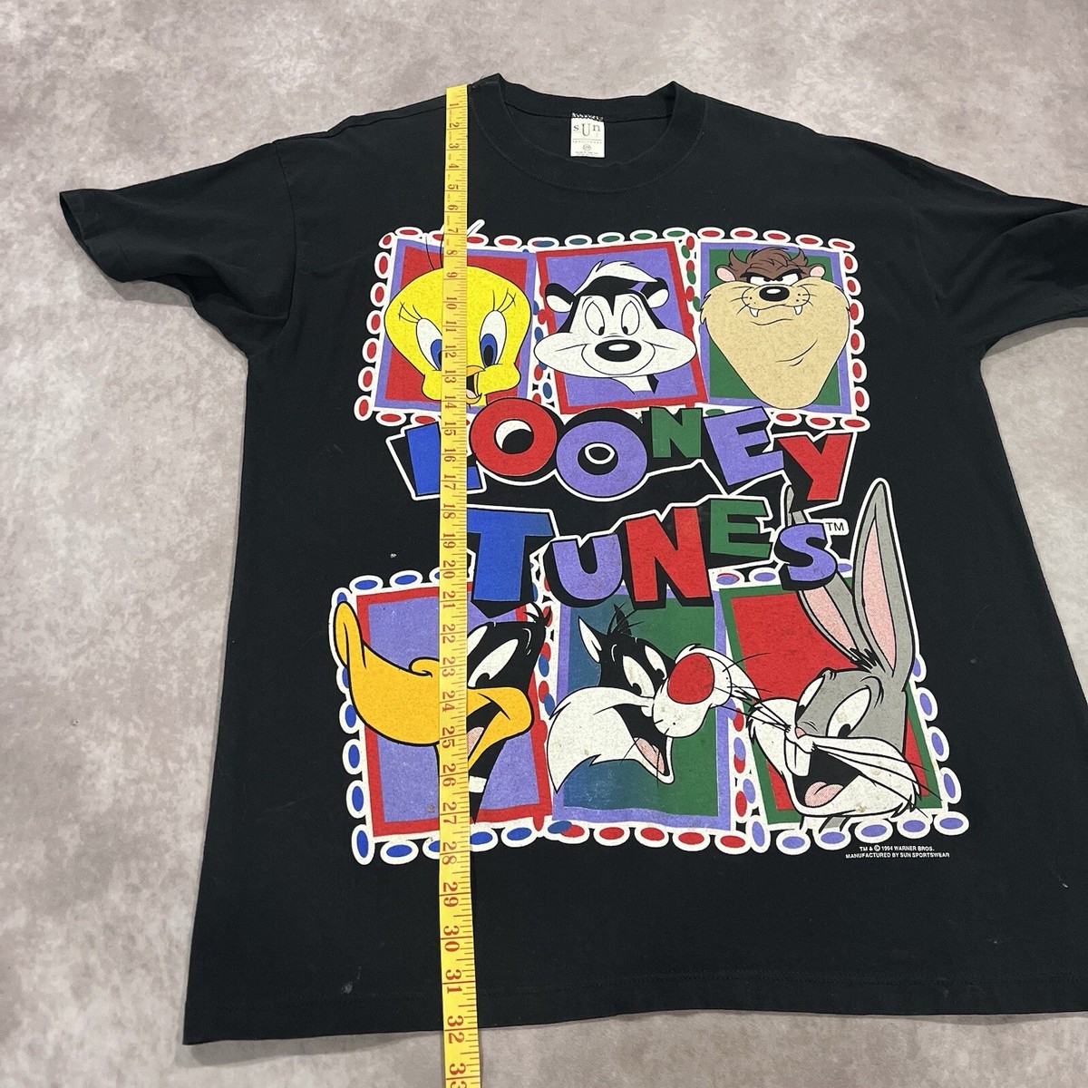 Vintage Looney Tunes 1994 2XL Tshirt Grunge Indie Taz Bugs