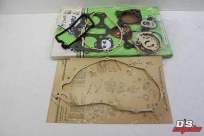 NOS OEM Kawasaki Engine Gasket Set 1978 KZ400C1 KZ400B1 K14046-121