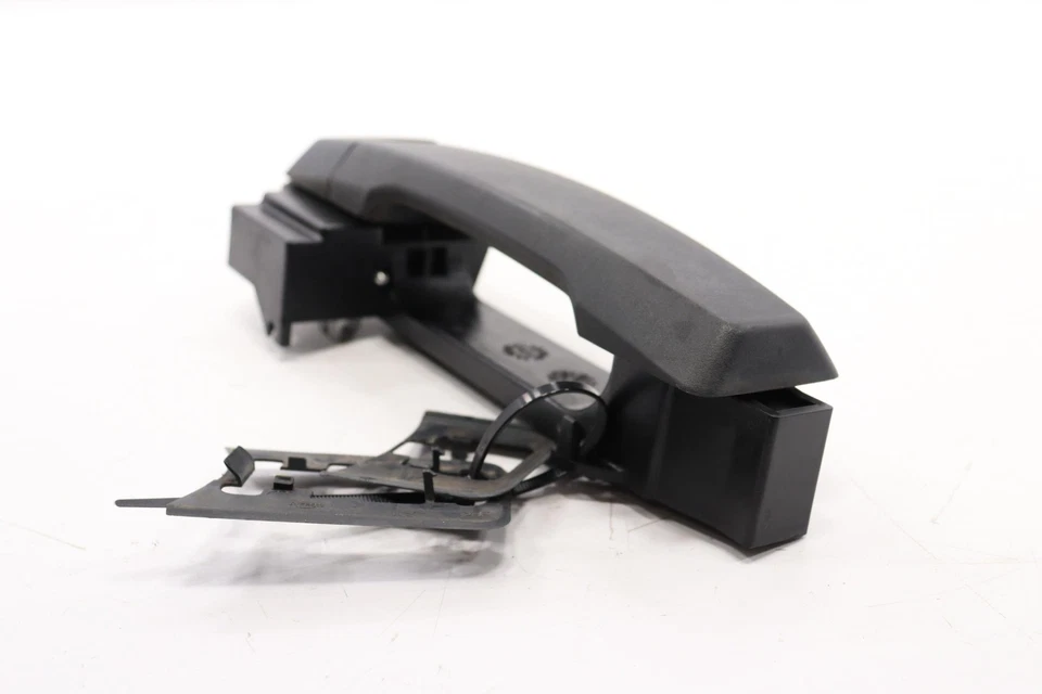 Nissan Titan 2004-2024 manija de puerta exterior del lado del pasajero trasero derecho OEM Foto 3 de 4