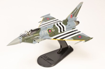 HA6626B Hobby Master Typhoon FGR.Mk 4 1/72 Model Moggy RAF Typhoon Display Team