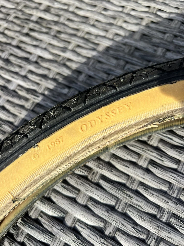 BMX Odyssey Barefoot Tyres 90’s Old/Mid School BMX - Image 3 of 4