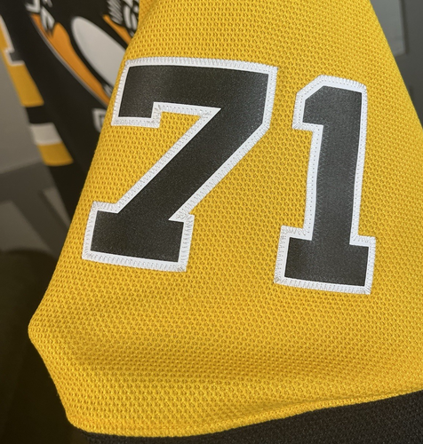 Reebok Pittsburgh Penguins Women's Malkin #71 Black Hockey Jersey Size Large - Picture 8 of 12
