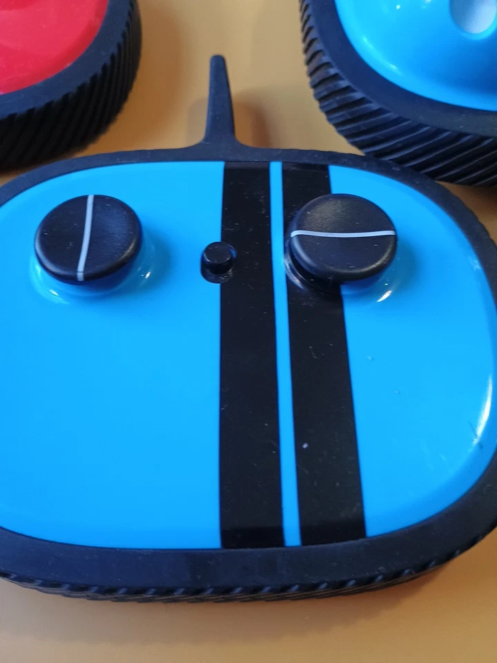 Sharper Image Road Rage Speed Ejecting 儿童防撞车,遥控器 — 第 3/4 张图片