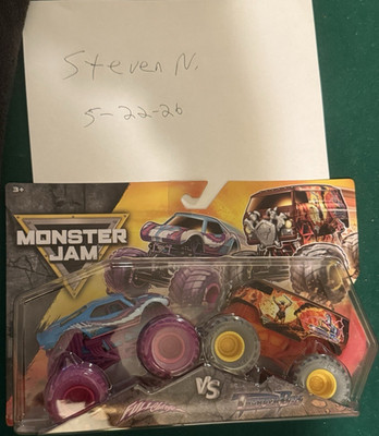 Monster Jam Full Charge vs Thunder Bus 1:64 Diecast Monster Trucks Blue Purple
