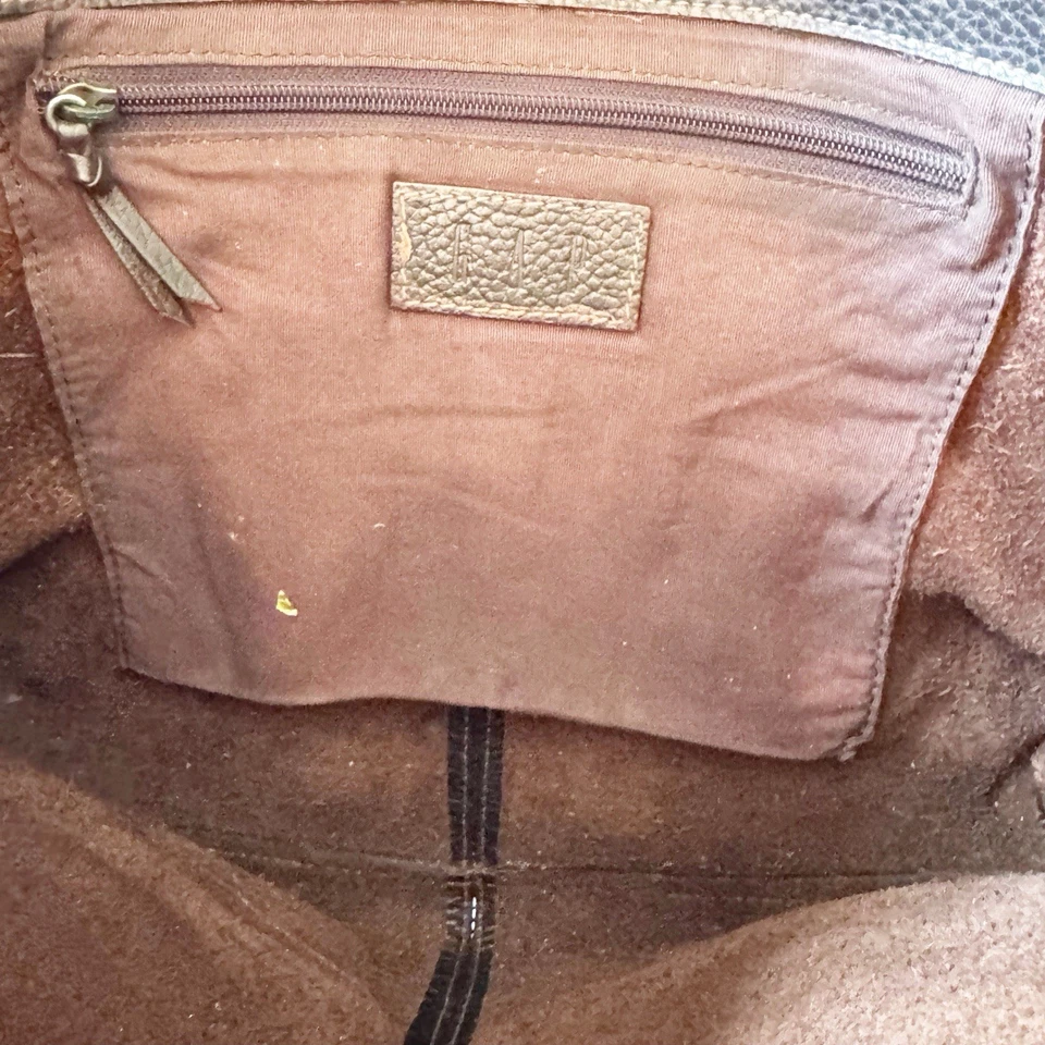 The Gap Brown Leather Messenger Bag Vintage 90s Y2k Flap Buckle Broken In VTG - Image 3 of 4