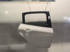 Porte arrière et accessoires Peugeot 208