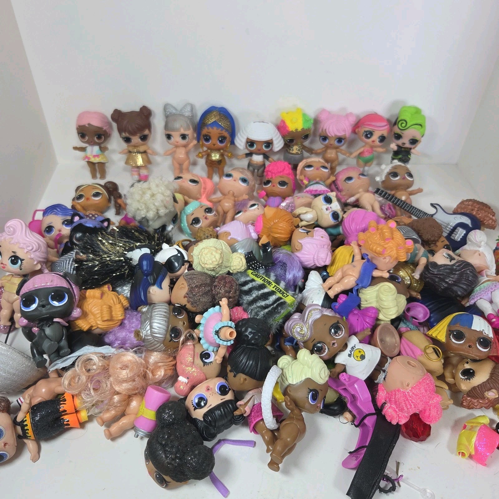 Accessory Lot Of 120+ Shoes, Clothes & More Toys Htf Cute