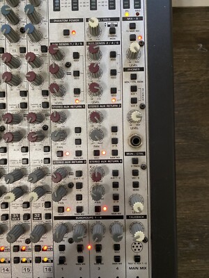 Behringer Eurorack MX 3242X 32 Input 4 Bus Mixing Console W/ Power