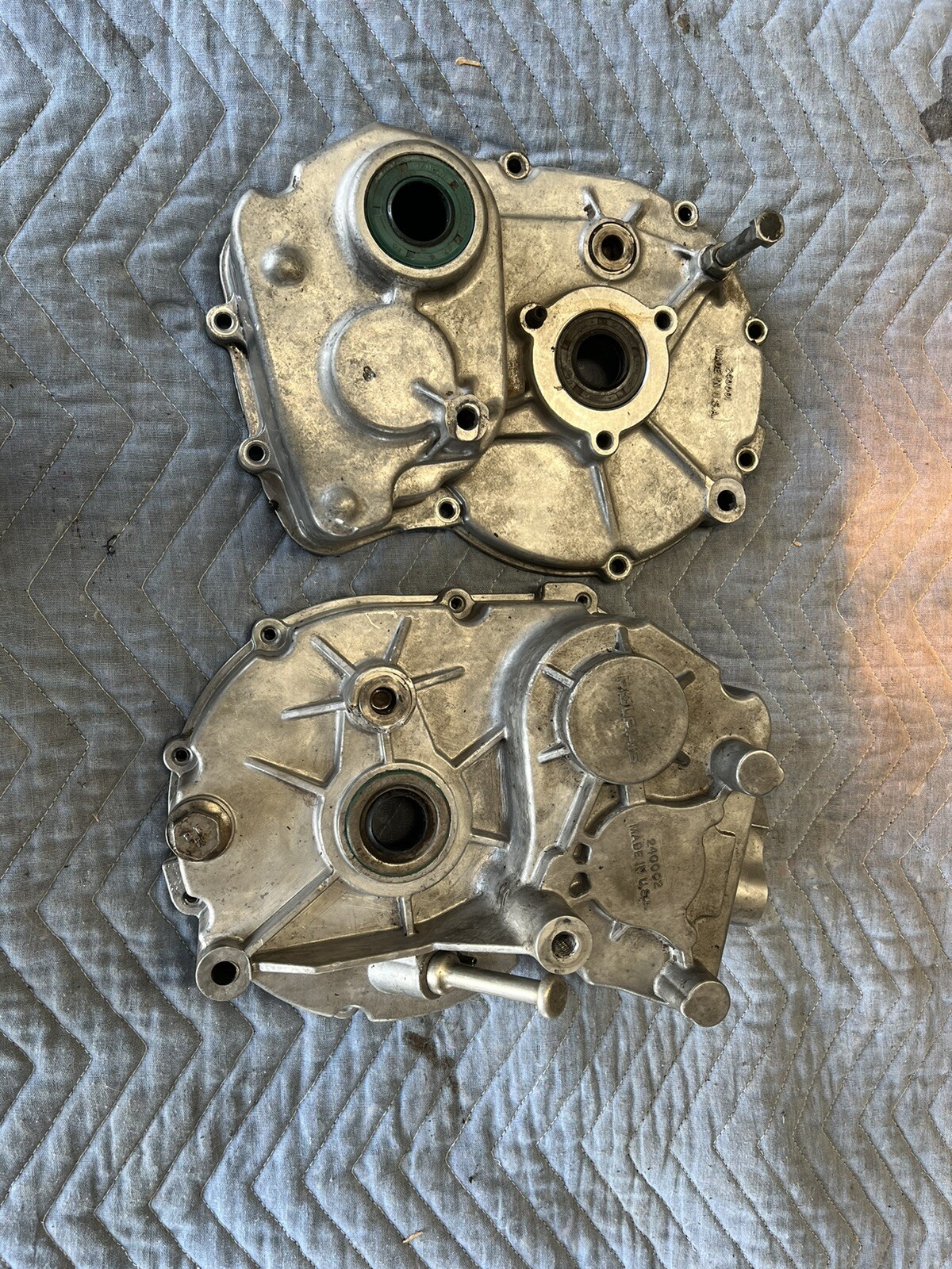 1996 Polaris Xplorer 300 4x4 TRANSMISSION CASES 3233002 3233003 eBay