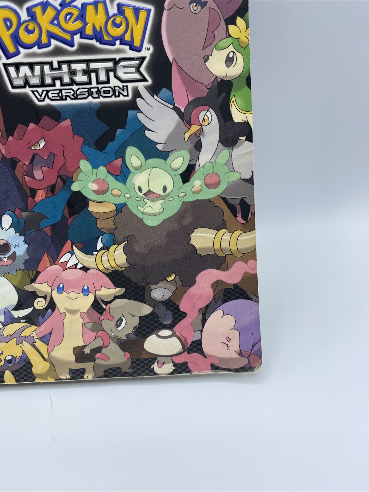 Buy Pokemon Black and White Versions: The Offical Unova Pokedex