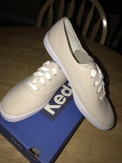 keds chillax mini eyelet