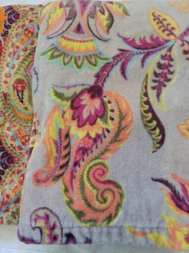 3 World Market Paisley Floral Velour Bath & Hand Towels - Picture 10 of 19
