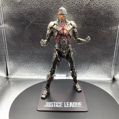 DC Comics Justice League Movie Cyborg Artfx+ Statue  KOTOBUKIYA  (Damage Box)