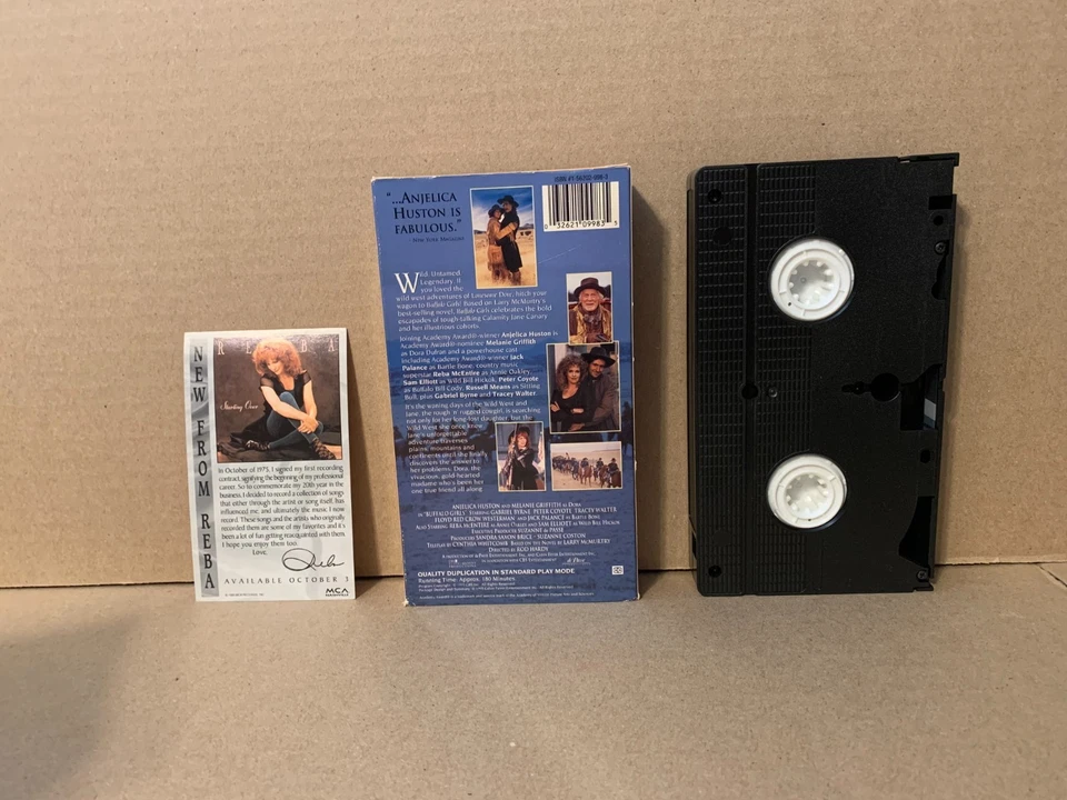Buffalo Girls -1995 VHS Movie -Angelica Houston, Melanie Griffith, Reba McEntire Foto 2 de 4