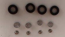 1/43rd scale ventilated rostyle wheels with chrome hubcaps by K&R Replicas