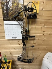 Prime RVX 34 Ridge Rock Riser/ Black Limbs- EVERYTHING ON The BOW IS INCLUDED ￼