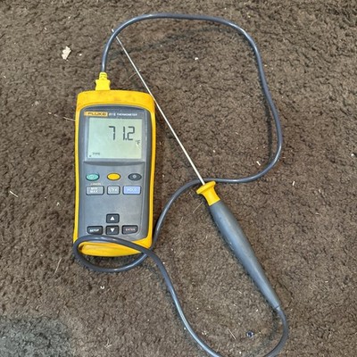 Fluke 51 II Single Input Digital Thermometer W/ 80PK-22 Temperature Probe