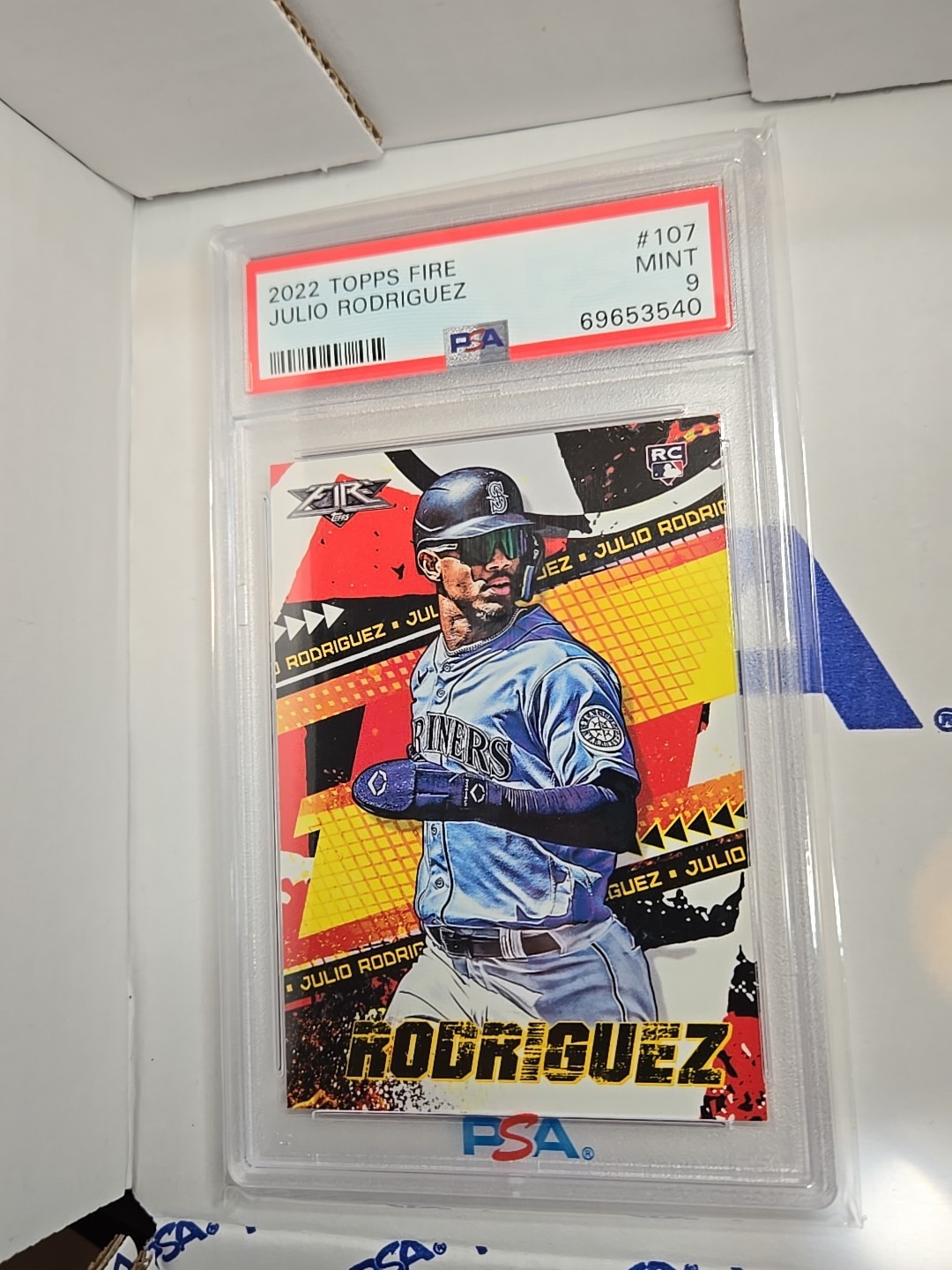 2022 Topps Fire - Julio Rodriguez #107 Psa 9 Mint Rookie Card