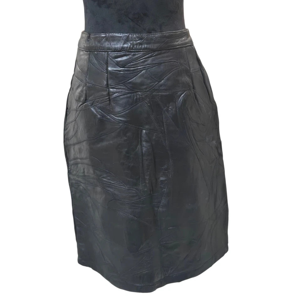 Falda Lápiz De Colección Y2K Giovanni Navarra Cuero Negro Genuino Retazos Talla 32 Nueva Con Etiquetas Foto 3 de 4