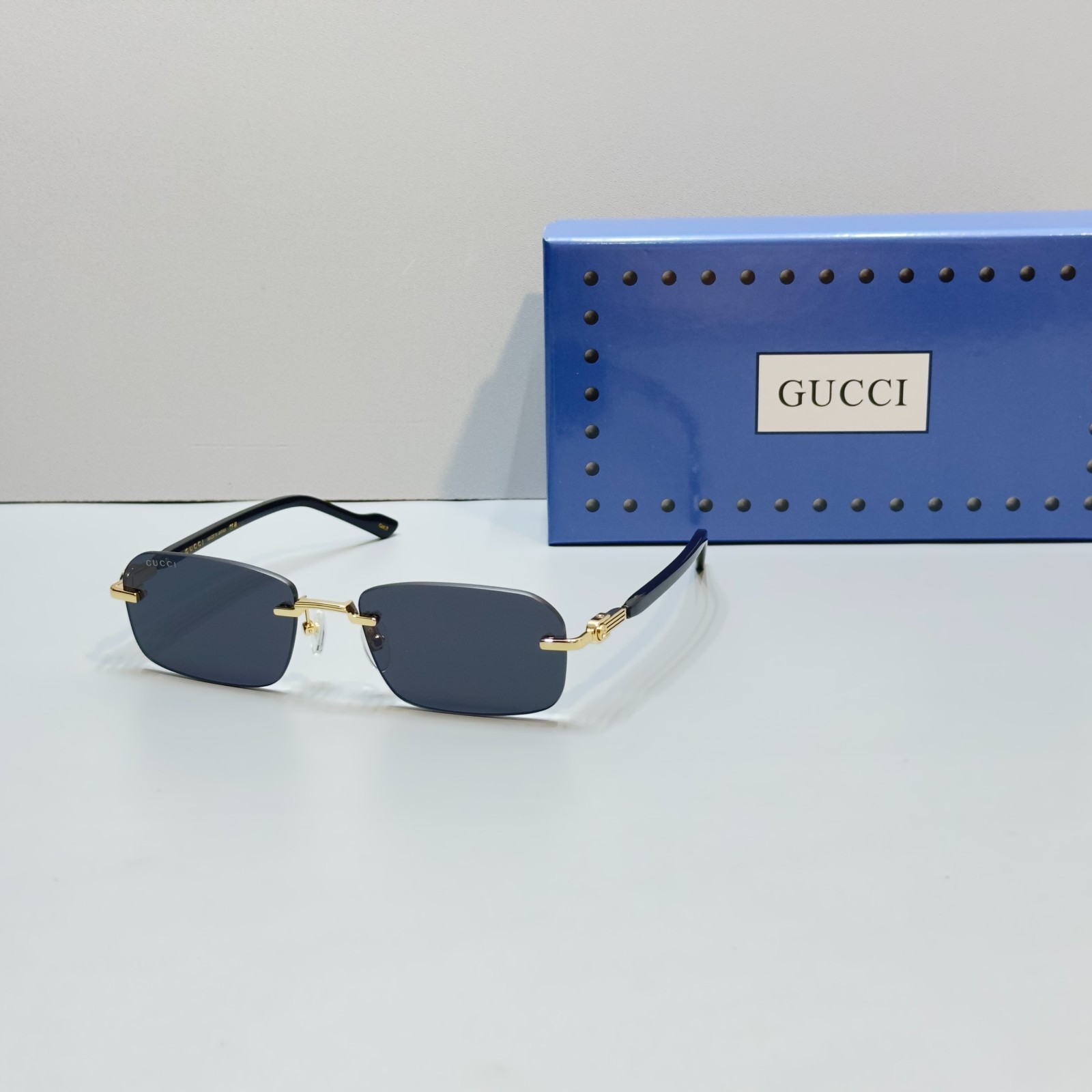 Gucci GG1221S 001 Rimless Sunglasses Gold Frame Gray Lens New with Box