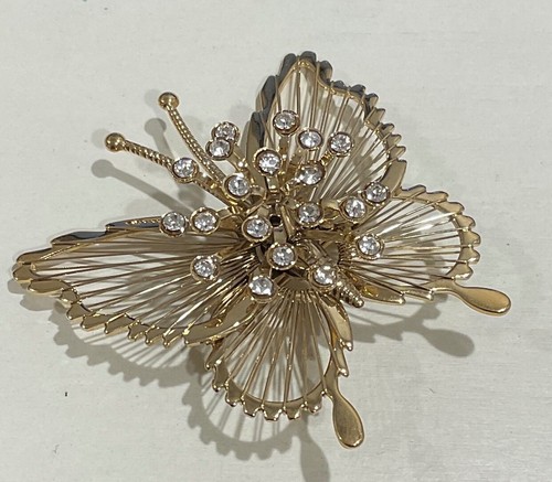 NEW Signed Monet Gold Tone Wired Filigree Rhinestone Butterfly Brooch Pin - Picture 2 of 6