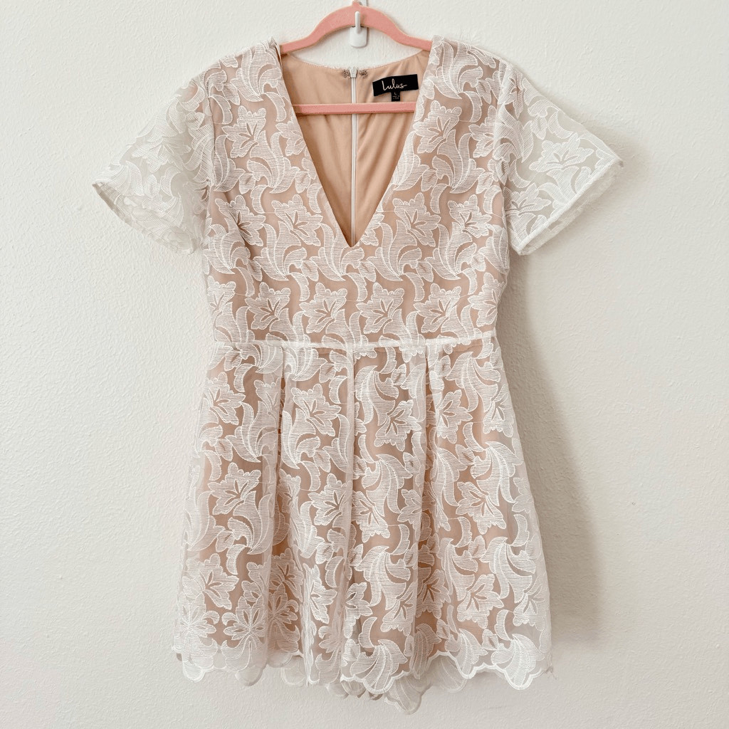 Lulu’s Women’s Large Bubbly Romance White Floral Embroidered Organza Romper