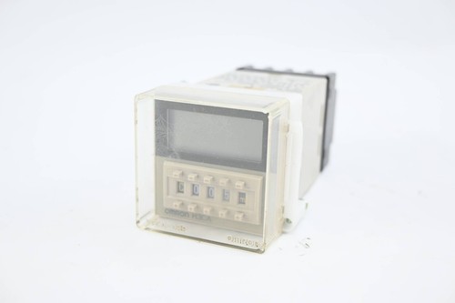 Omron Timer H3CA-A 