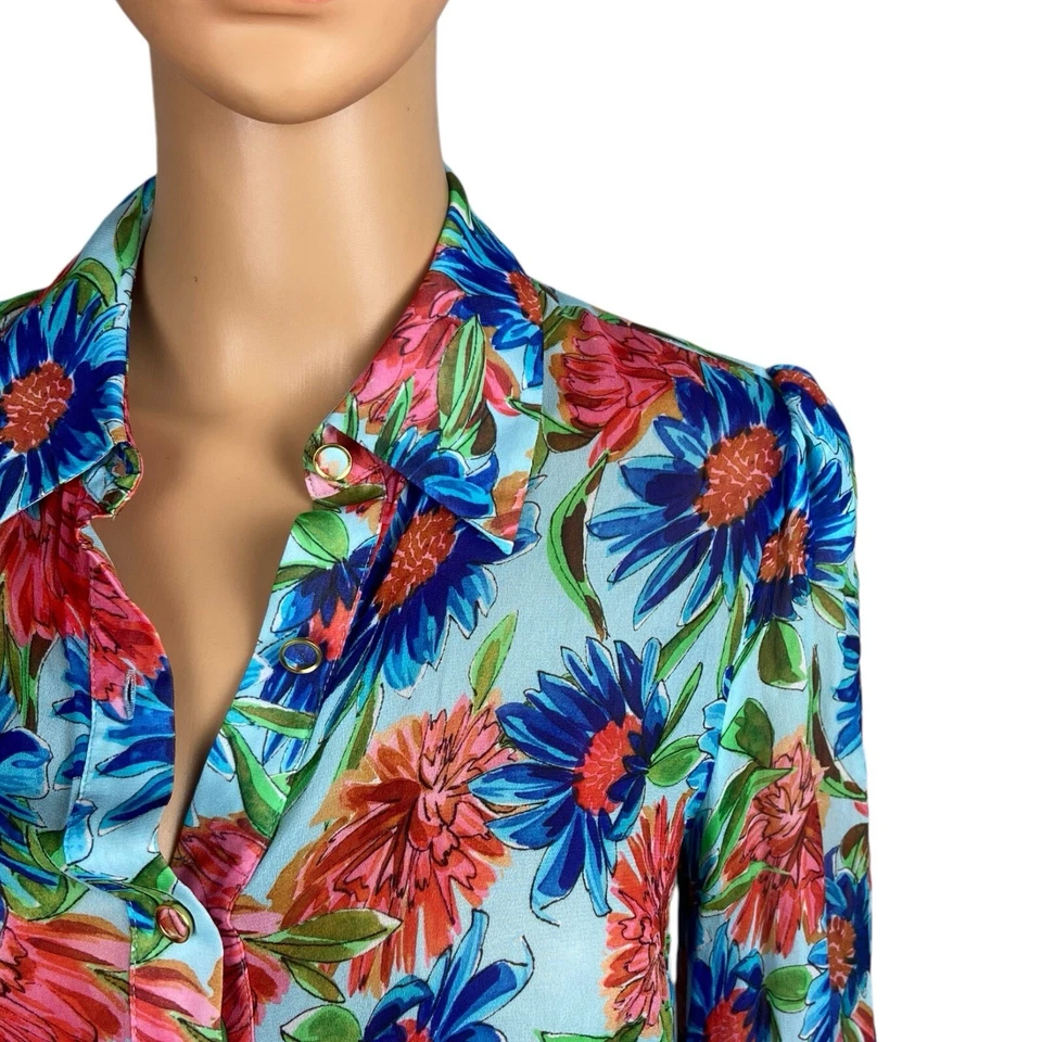 Blusa Top Milly Elyda Pintada Dalia Gasa Floral Azul Abotonada Talla Pequeña Foto 3 de 4