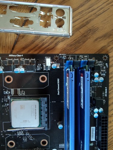 MSI A88XM-E45 Motherboard w I/O Shield & AMD A8-6500 CPU & 8GB Ram Working Pull - Picture 6 of 9
