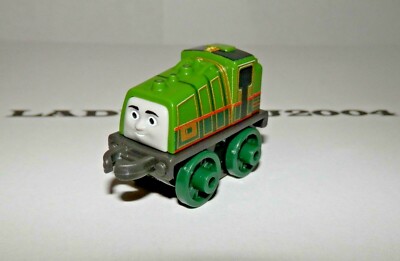 ミニトーマス Thomas and Friends Minis 2015/4 CLASSIC GATOR #77 - NEW - Weighted