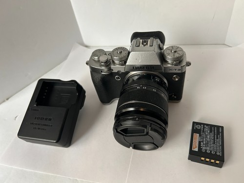 Fujifilm X-T3 26.1 MP Mirrorless Camera + XF 18-55mm f/2.8 R LM OIS Kit Lens