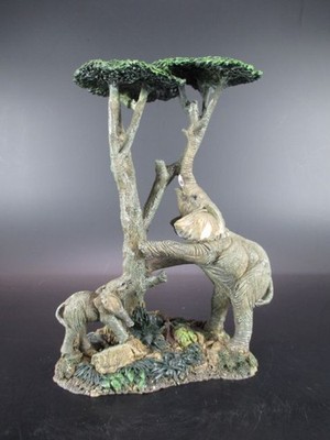 Elefant Elephant Familie mit Bäumen Tierfigur 24 cm Neu animal figur