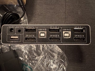 DisplayPort KVM Switch 2 Monitore für 2 Computer 4K