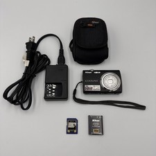 Nikon COOLPIX S230 10MP touch-screen digital camera Black 2GB card, case TESTED