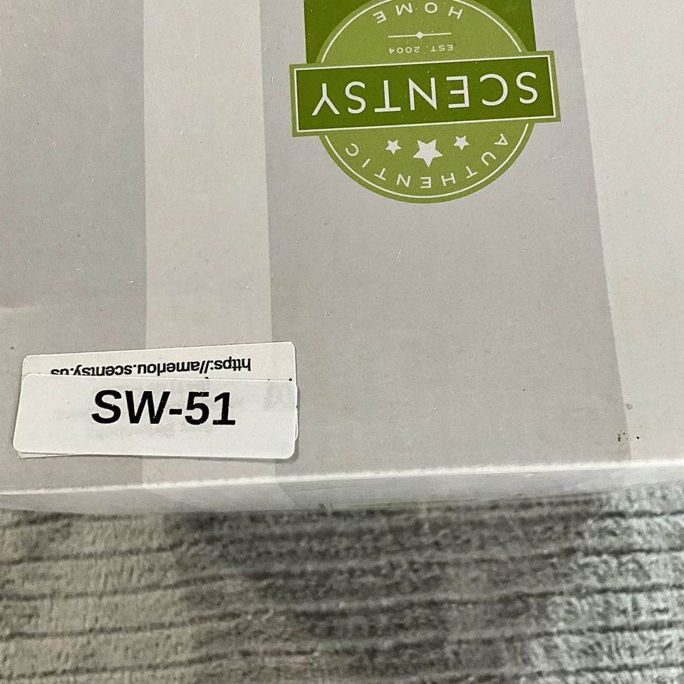 Calentador de cera Scentsy Crush-Diamond nuevo en caja Foto 2 de 2
