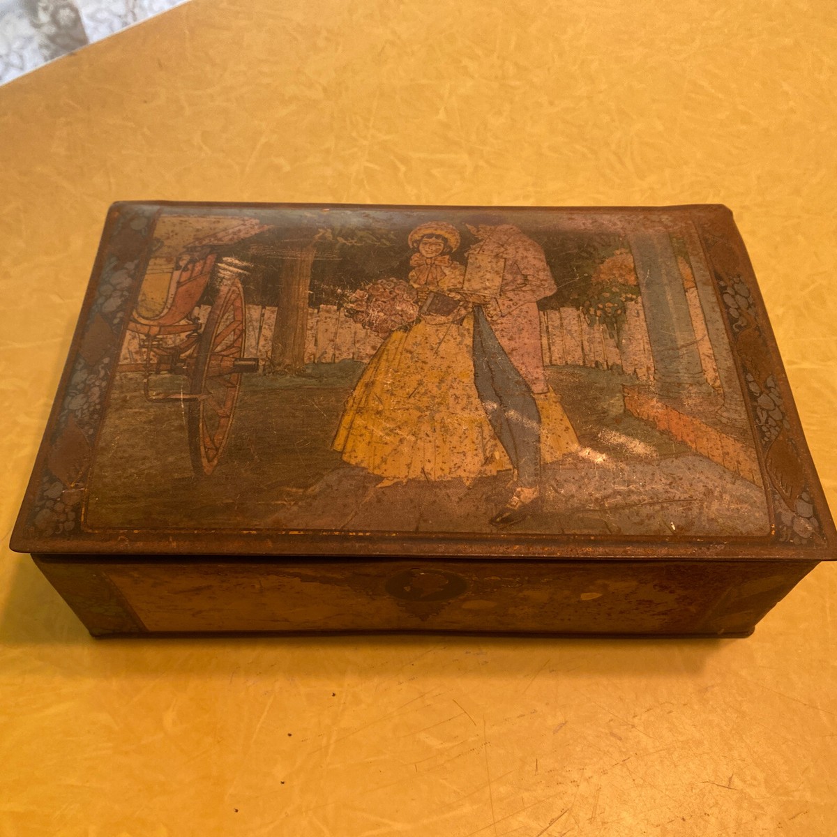 Vintage Canco Art Deco Tin Metal Trinket Box Mid Century