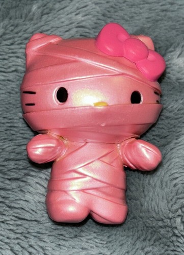Sanrio Hello Kitty Collectible Mini Figure Blind Box Series 1 - Mummy No Box - Picture 2 of 6