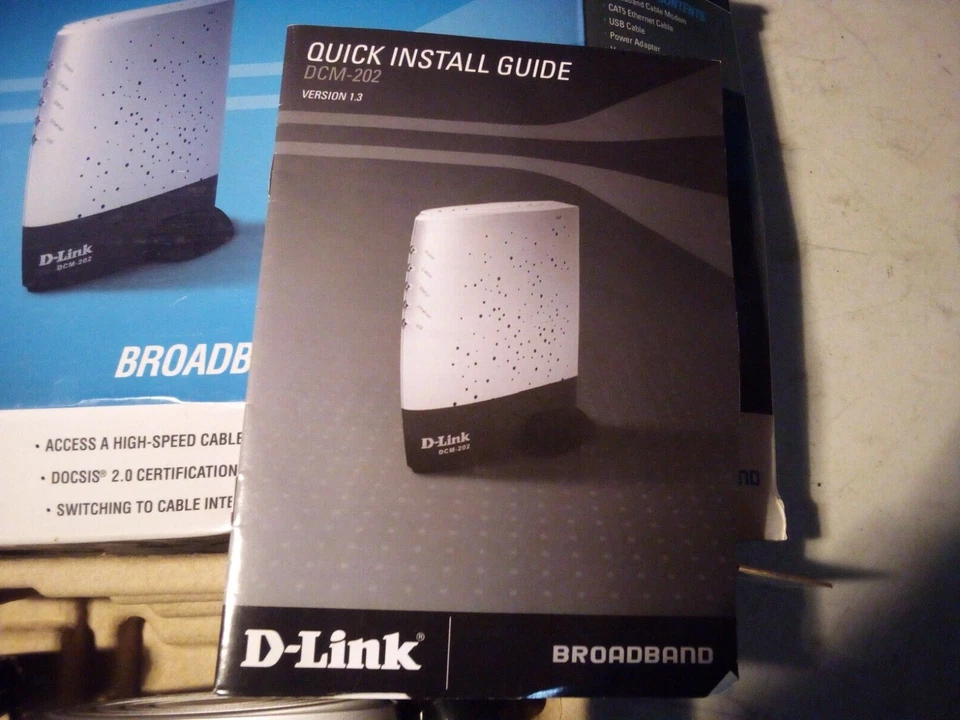 D-Link DCM-202 DOCSIS 2.0 USB/Ethernet Cable Modem Router - Image 2 of 4