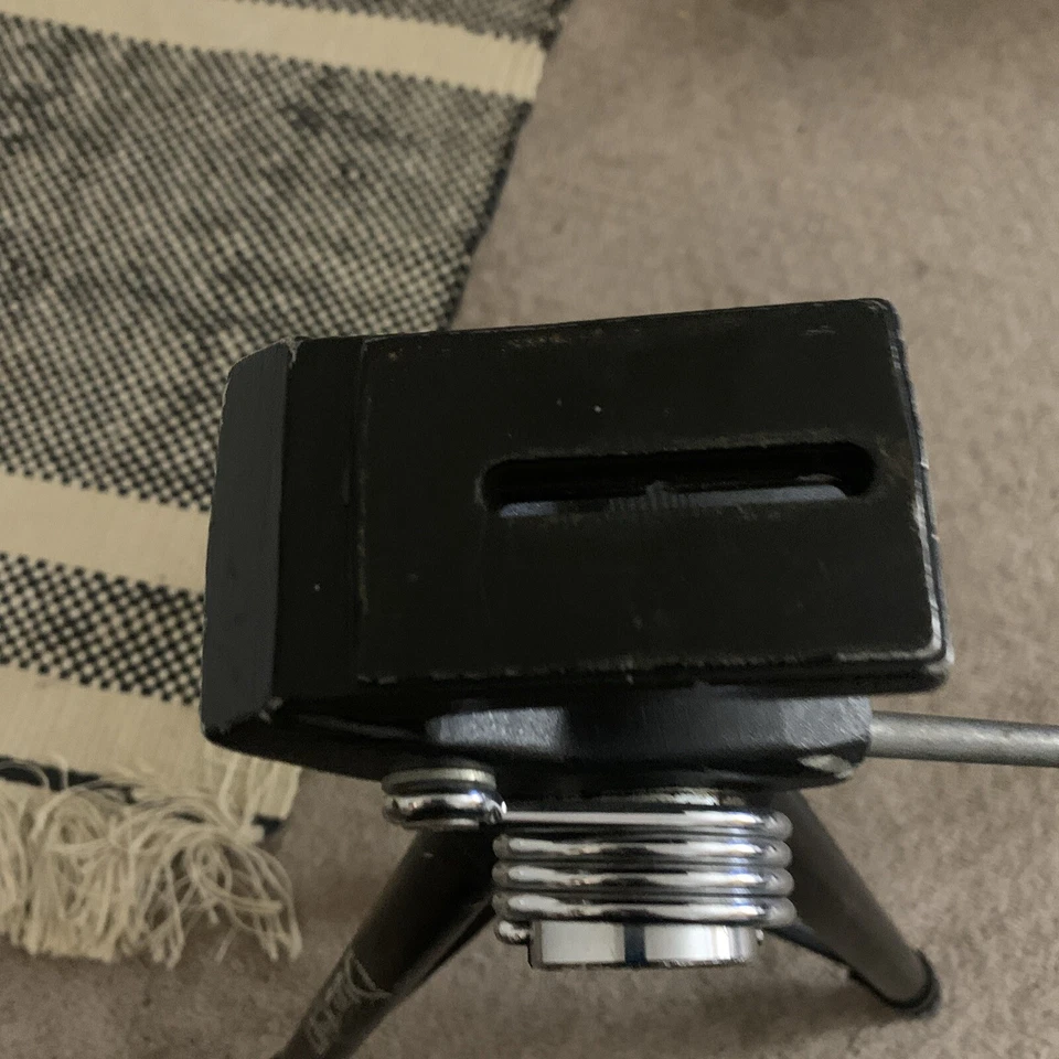 Vintage QuickSet Tripod , Pan Lock , Column Lock . Husky? - Image 4 of 4