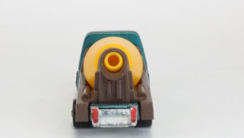 Hot Wheels Mixer cemento Redline, Acqua con interni bianchi - Foto 4 di 10